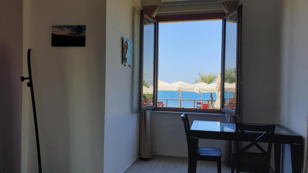 Aparthotel Cala Dei Mori Livorno Zewnętrze zdjęcie