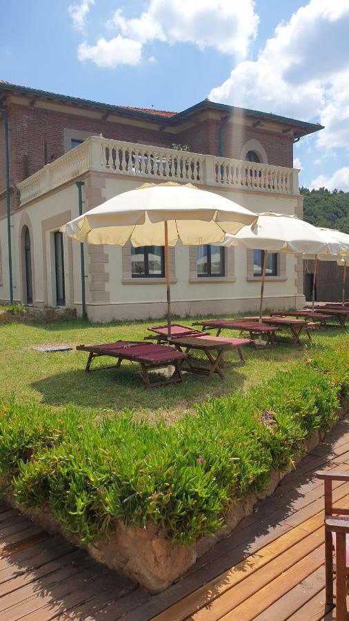 Aparthotel Cala Dei Mori Livorno Zewnętrze zdjęcie