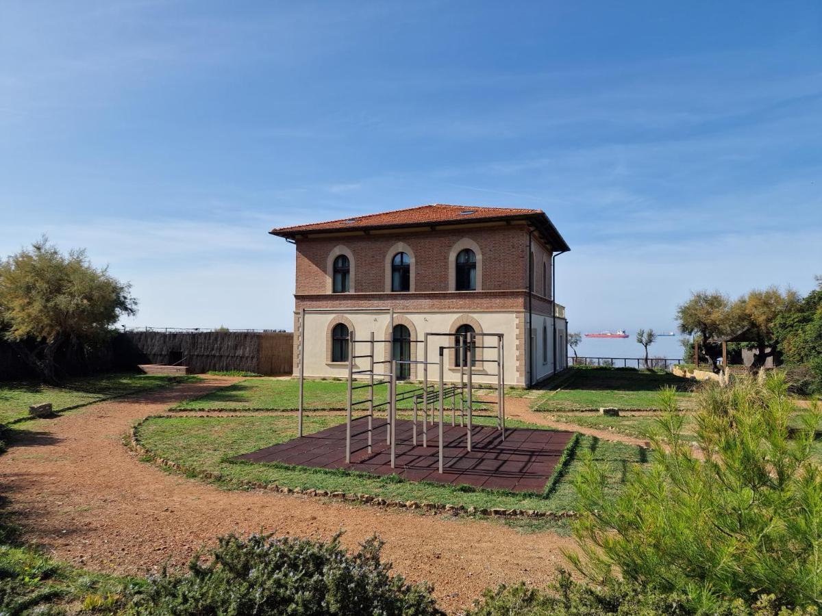 Aparthotel Cala Dei Mori Livorno Zewnętrze zdjęcie