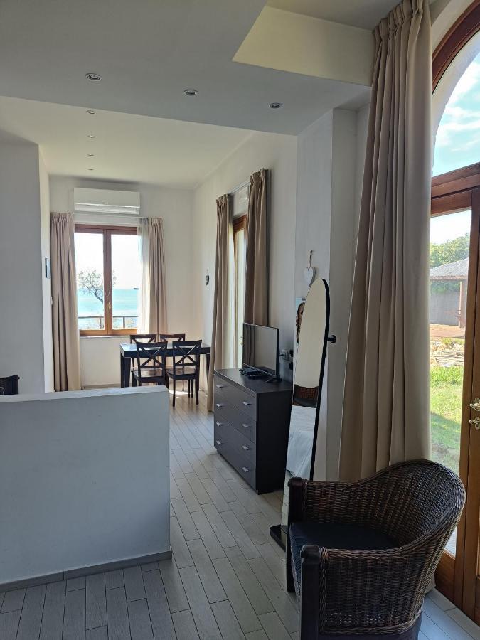 Aparthotel Cala Dei Mori Livorno Zewnętrze zdjęcie