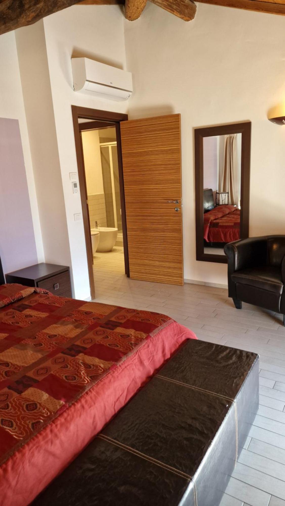 Aparthotel Cala Dei Mori Livorno Zewnętrze zdjęcie