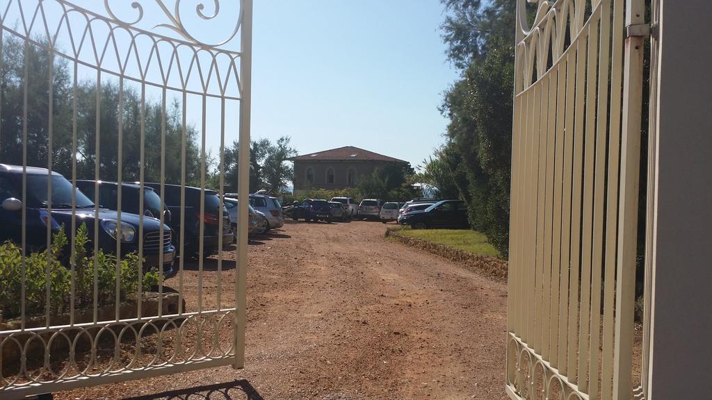Aparthotel Cala Dei Mori Livorno Zewnętrze zdjęcie