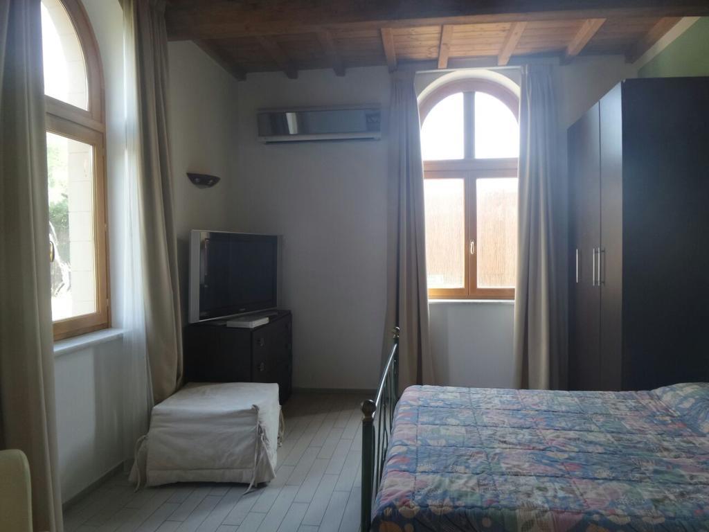 Aparthotel Cala Dei Mori Livorno Zewnętrze zdjęcie